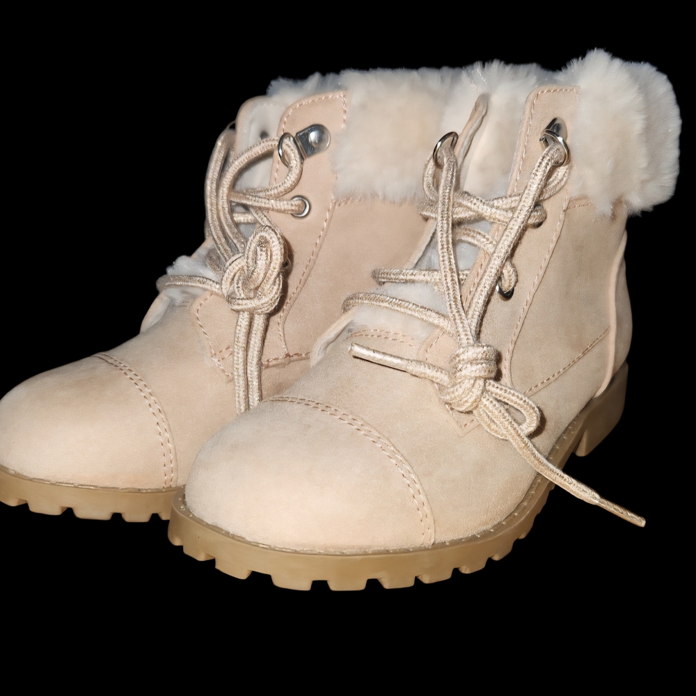 Old Navy Suede Girls Boots Tan Fuzzy Cap Toe Toddler Boots